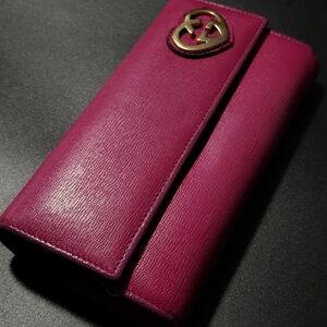 GUCCI  PATENT GUCCISSIMA LOVELY HEART CONTINENTAL WALLET PINK Authentic